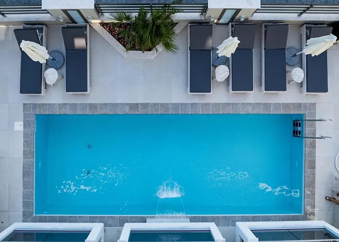 Ammos Luxury