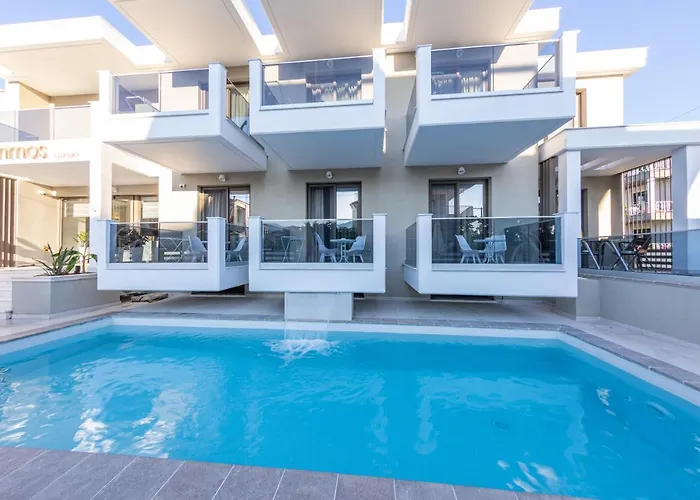 Ξενοδοχείο με διαμερίσματα Ammos Luxury