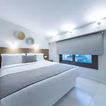 Ammos Luxury Hotel de apartamente Vrasná