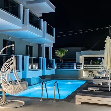 Ammos Luxury Aparthotel