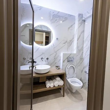 Ammos Luxury מלון דירות Vrasná
