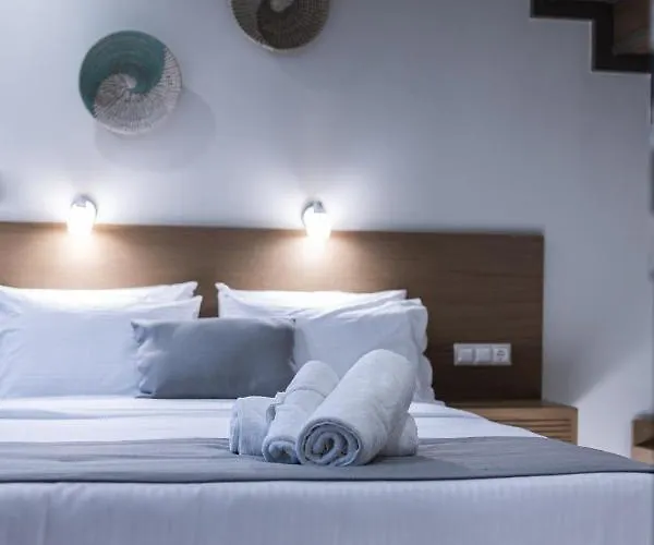Ammos Luxury Apartahotel